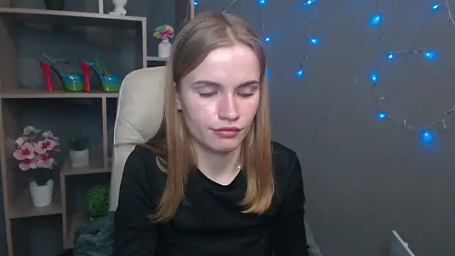 MargaritaKiss online show from 11-14-25, 08:23