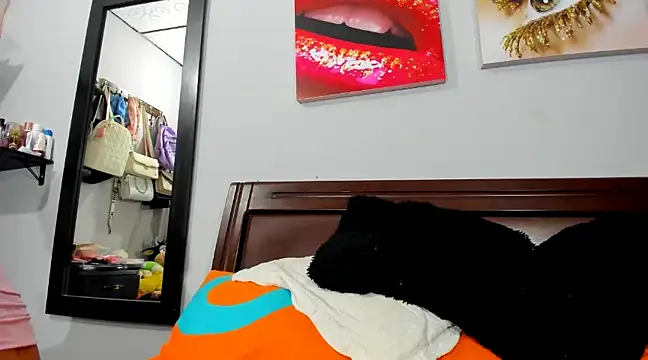 aleziiacam online show from 12-15-24, 03:34