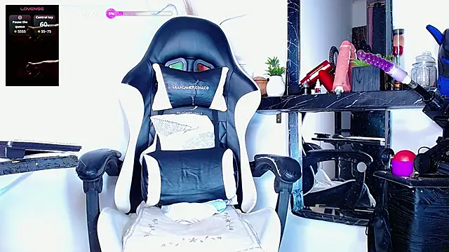 the dog lian online show from 12-04-25, 11:37