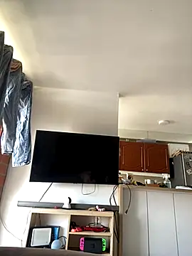 thaliacollins online show from 10-04-25, 03:02