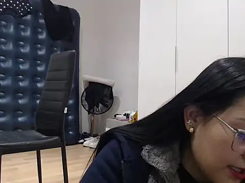 Alisha 99 online show from 11-21-25, 06:40