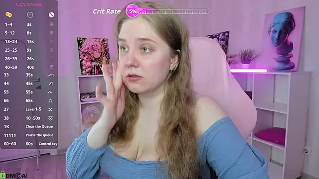 Snapshot of Megan_Violer chatting on 06-08-26, 05:13 Megan Violer online show from 06-08-26, 05:13