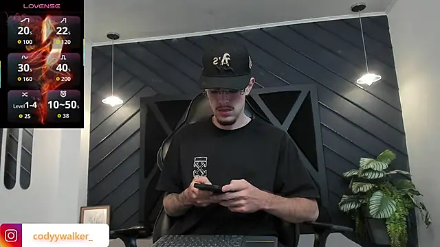 CodyWalkerR online show from 02-06-26, 05:14