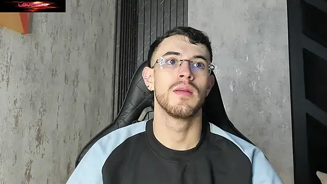 CodyWalkerR online show from 07-10-26, 05:35