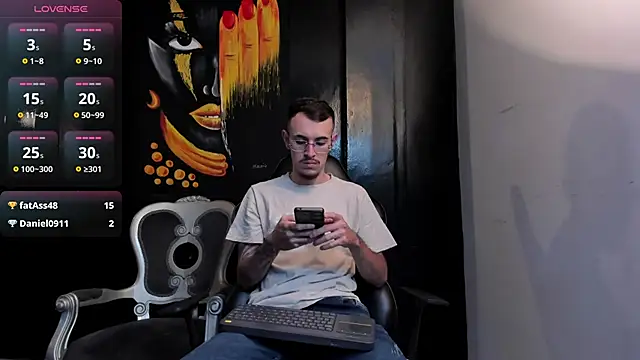 Snapshot of CodyWalkerR chatting on 09-09-25, 05:11 CodyWalkerR online show from 09-09-25, 05:11