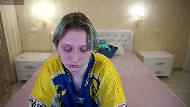 LunaaMayy online show from 02-16-26, 12:09