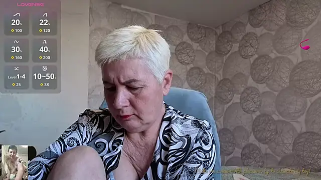NicoleOlla online show from 10-19-25, 02:03