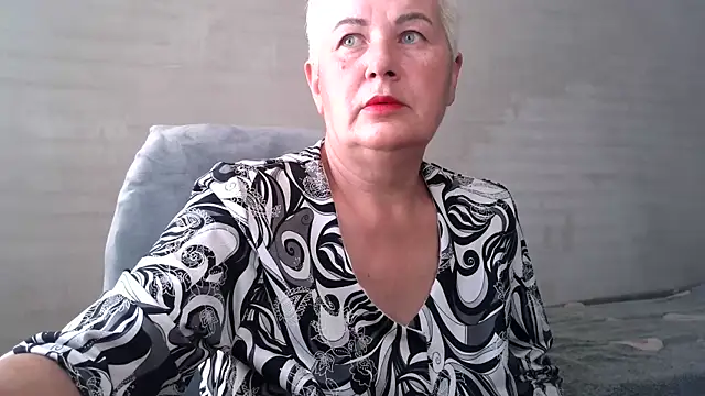 NicoleOlla online show from 09-24-25, 01:46