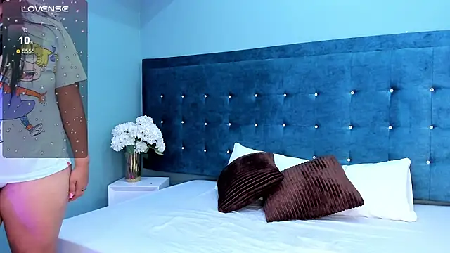 Snapshot of Miss_Ambeer chatting on 03-07-25, 05:38 Miss Ambeer online show from 03-07-25, 05:38