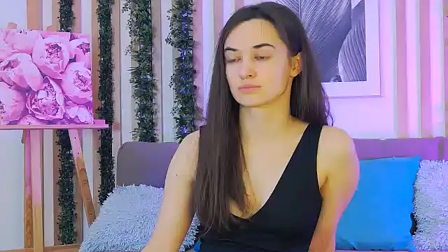 Kimberliee online show from 01-16-25, 07:49