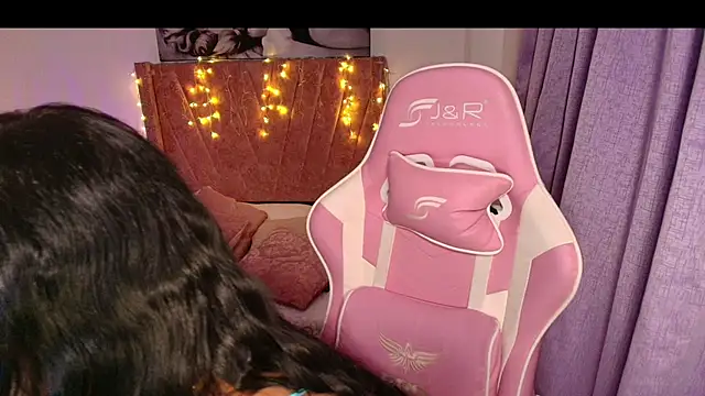 RachelStein online show from 11-23-25, 10:03