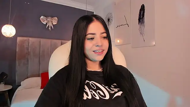 Snapshot of Maaiitee chatting on 03-02-25, 03:52 Maaiitee online show from 03-02-25, 03:52