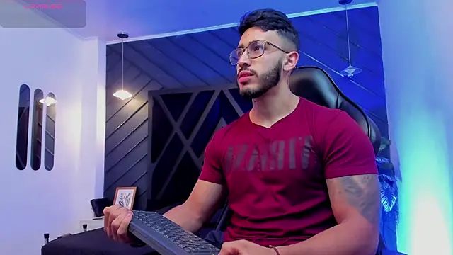 Liam Kleiin online show from 11-21-25, 11:20