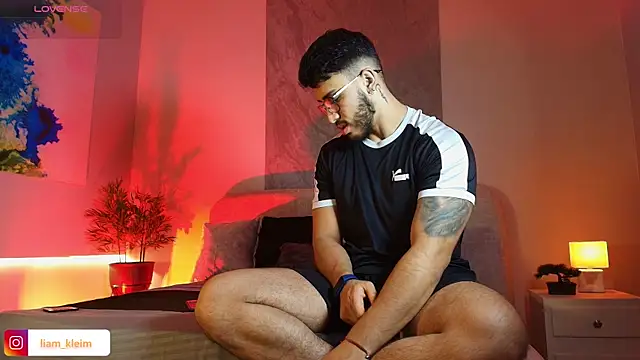 Liam Kleiin online show from 05-22-26, 11:30