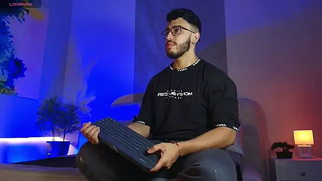 Liam Kleiin online show from 05-18-26, 11:37