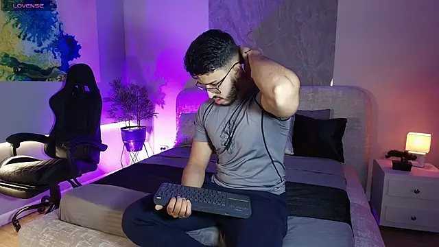 Liam Kleiin online show from 05-20-26, 11:29