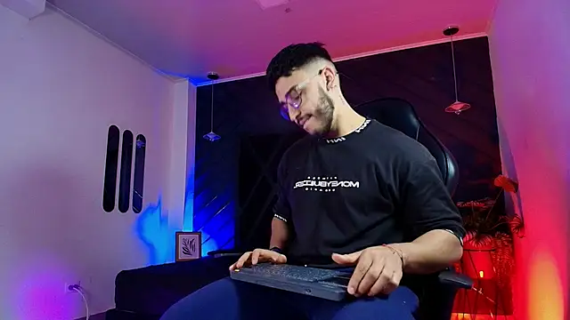 Liam Kleiin online show from 04-18-26, 11:23