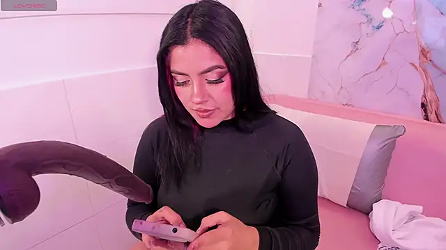 taylor cupper online show from 12-21-25, 03:08