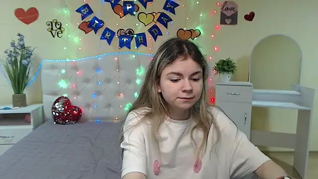 TinaRedly online show from 03-03-25, 12:45