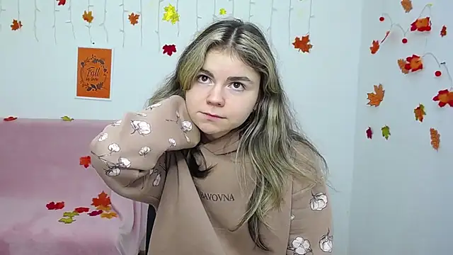 TinaRedly online show from 12-01-25, 07:15