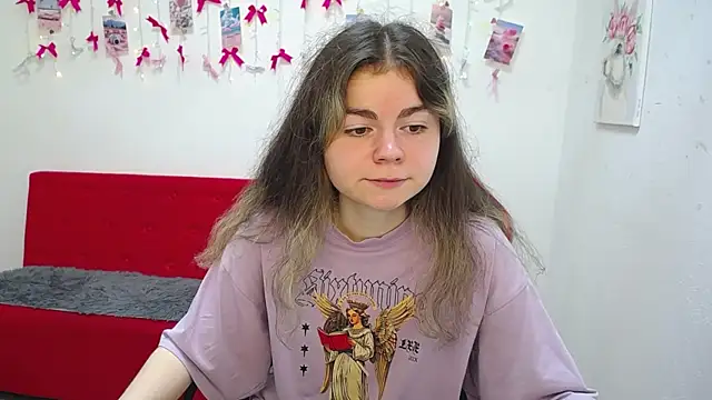TinaRedly online show from 05-18-26, 05:18