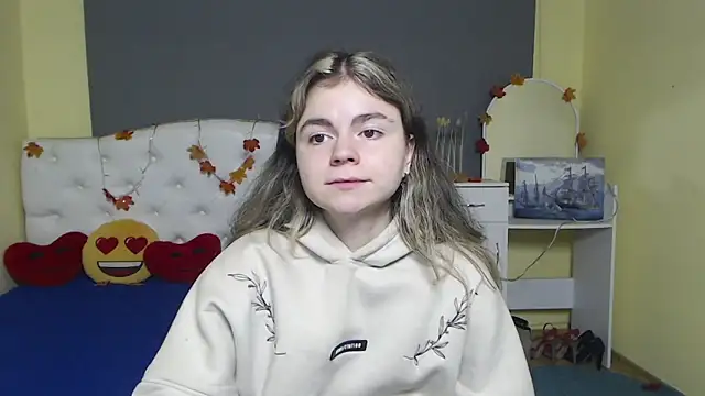 TinaRedly online show from 11-16-25, 06:45