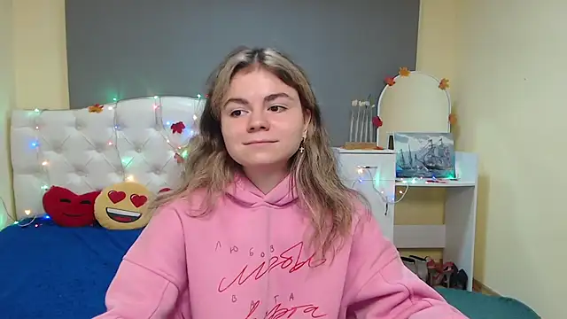 TinaRedly online show from 11-29-25, 06:30