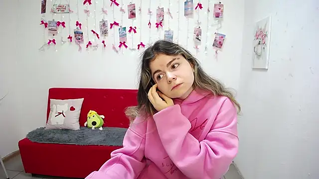 TinaRedly online show from 05-15-26, 05:27