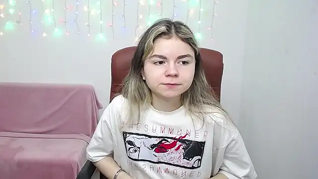 TinaRedly online show from 12-05-25, 06:50