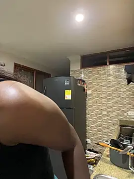 kellya  online show from 12-17-25, 02:38