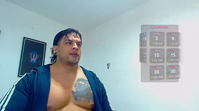 Snapshot of SilvaBranko chatting on 03-07-25, 03:28 SilvaBranko online show from 03-07-25, 03:28