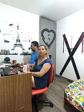 hotandfierylatinos2023 online show from 03-11-25, 11:23