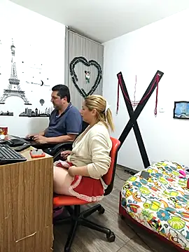 hotandfierylatinos2023 online show from 03-21-25, 06:18