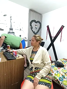 hotandfierylatinos2023 online show from 03-15-25, 10:24
