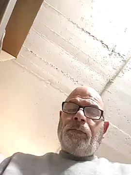 bottomhairy online show from 02-16-26, 03:10