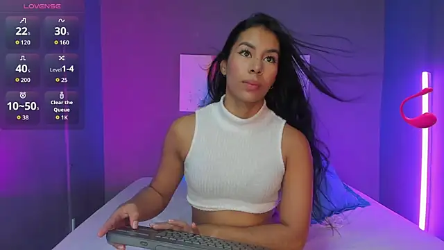 MadissonShakur online show from 09-15-25, 05:13