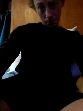 elmerfuddin87 online show from 09-30-25, 04:51