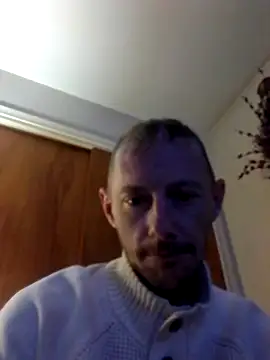 elmerfuddin87 online show from 10-21-25, 03:06