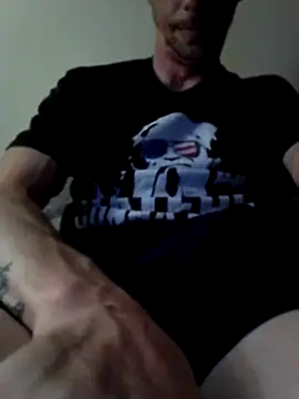 elmerfuddin87 online show from 09-18-25, 06:38