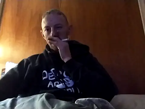 elmerfuddin87 online show from 10-09-25, 02:34