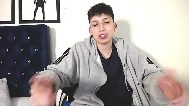  Thomas hot  online show from 10-01-25, 04:17