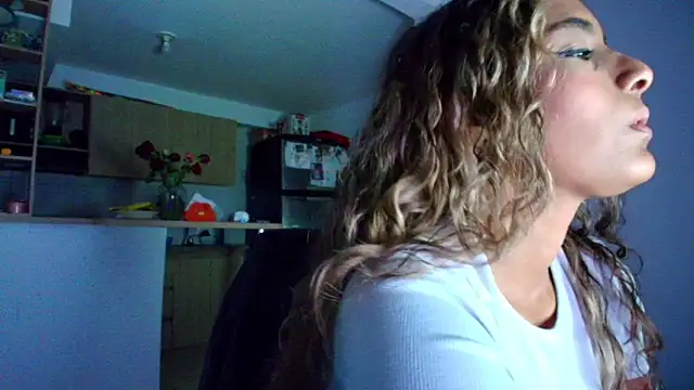 megan collins96 online show from 02-03-26, 11:21