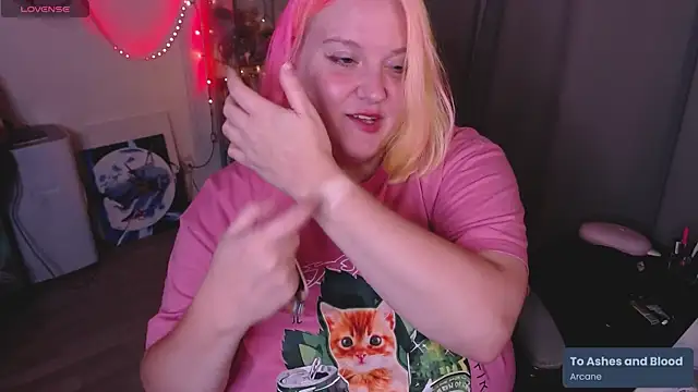 lissamuff online show from 10-06-25, 04:41