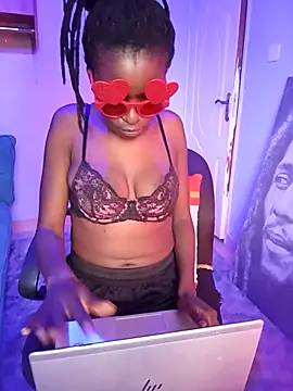 lauraporsi online show from 03-02-26, 10:22