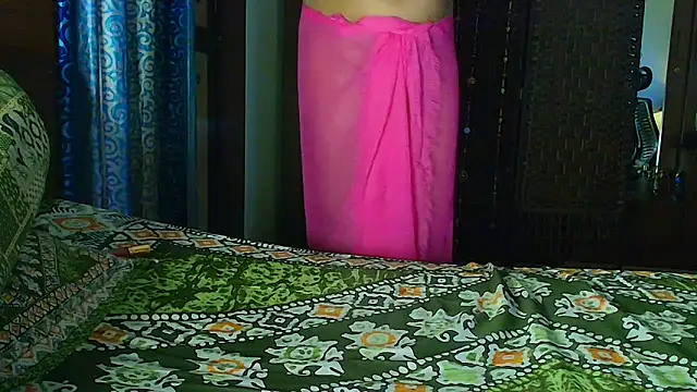 Snapshot of Hotty__Baby chatting on 09-14-25, 04:18 Hotty Baby online show from 09-14-25, 04:18