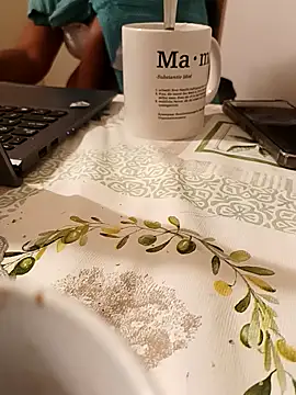 maleesa online show from 09-28-25, 06:04