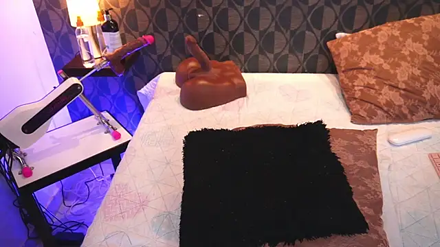 SharomRoss online show from 09-10-25, 03:44