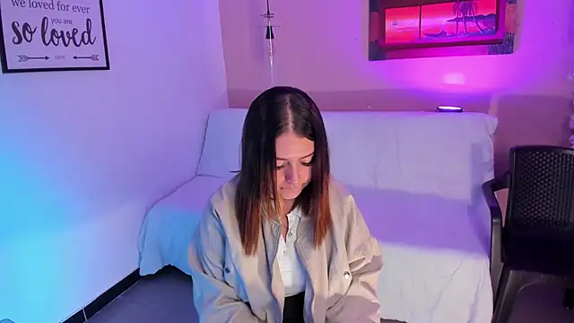 ArianaBaker online show from 09-18-25, 03:15
