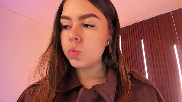 ArianaBaker online show from 04-09-26, 12:33