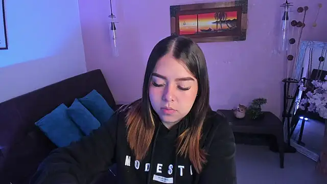 ArianaBaker online show from 11-21-25, 12:59